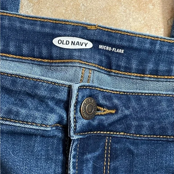 Womens Old Navy Micro Flare Blue Jeans Plus Size 18 Regular Mid Rise (38x31) - Picture 5 of 6